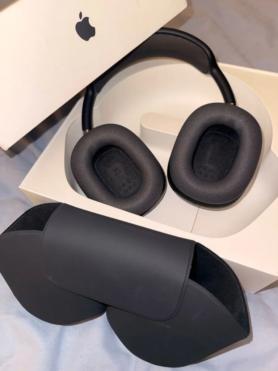 AirPods Max - Image 4