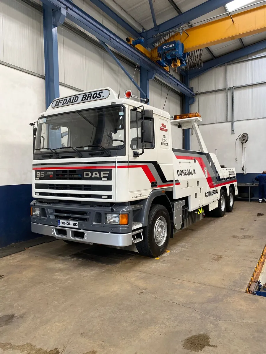 1990 Daf Heavy Wrecker Recovery Lorry - Image 2