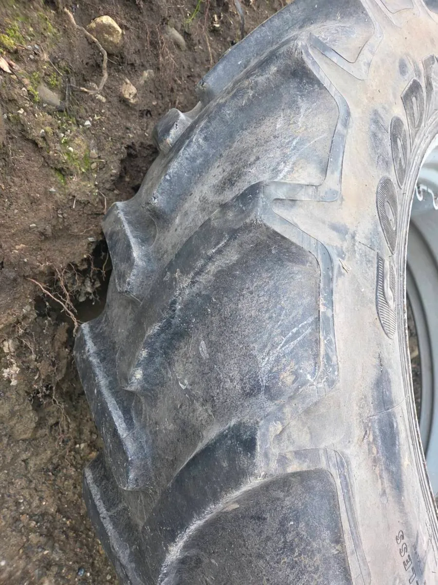 Tractor tyres - Image 4
