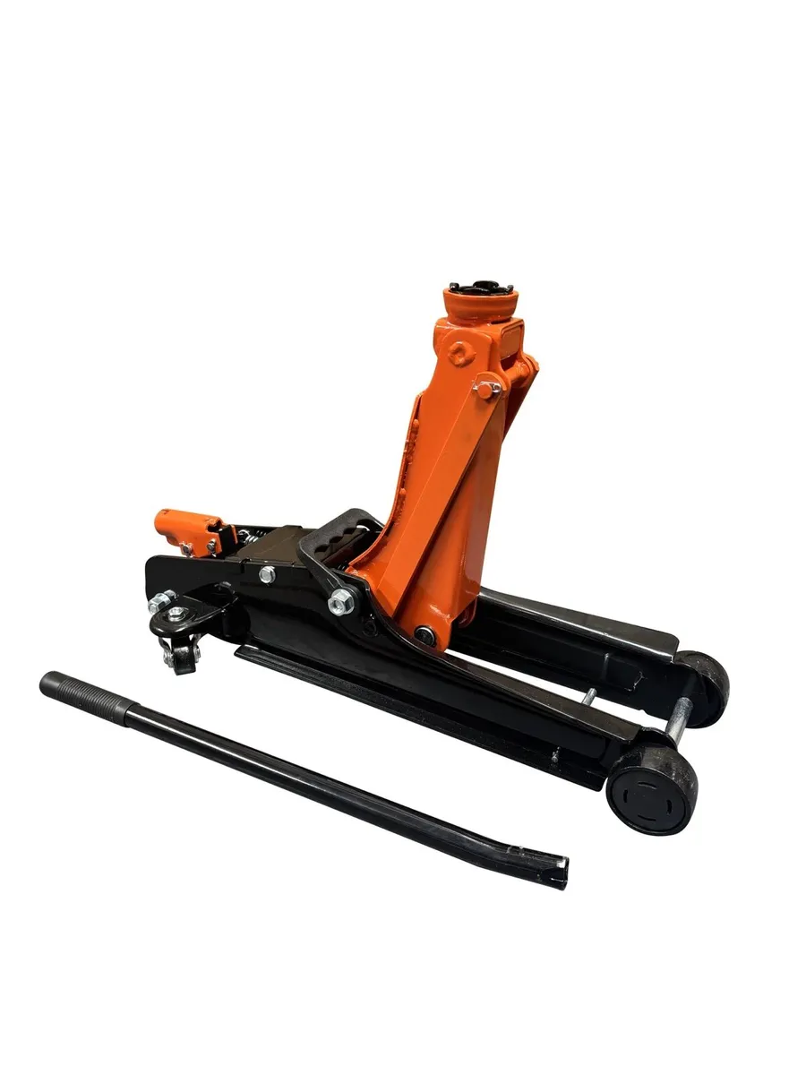 Brand new 2.5ton LOW PROFILE TROLLEY JACK - Image 2