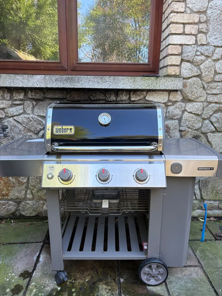 Weber Genesis 11 BBQ - excellent condition - Image 1