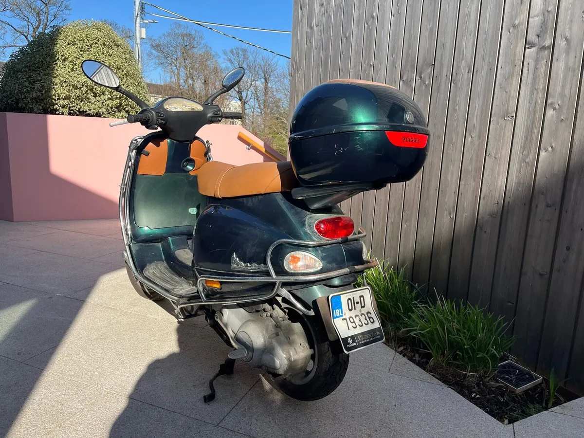 Vespa ET 4 125 - Image 2