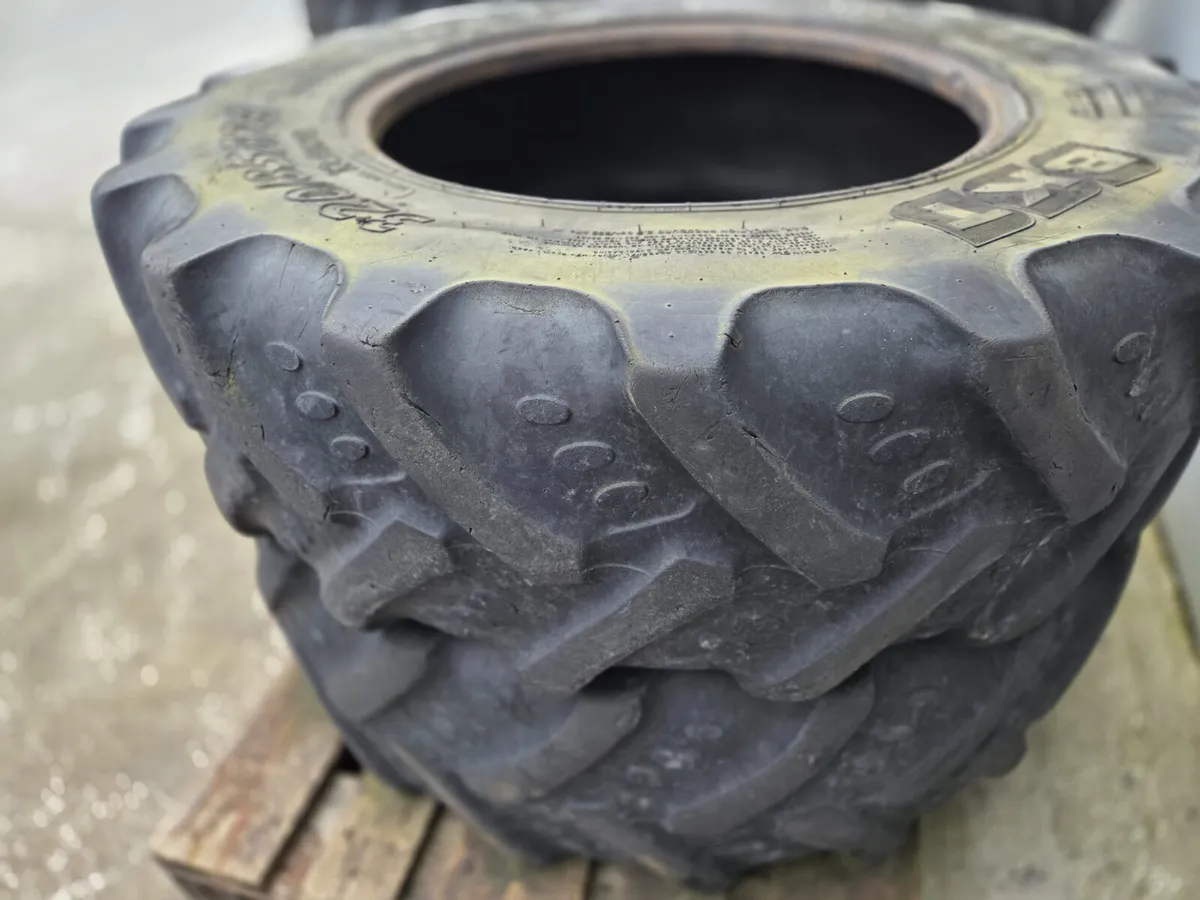 2 x BKT Tyres - Image 4
