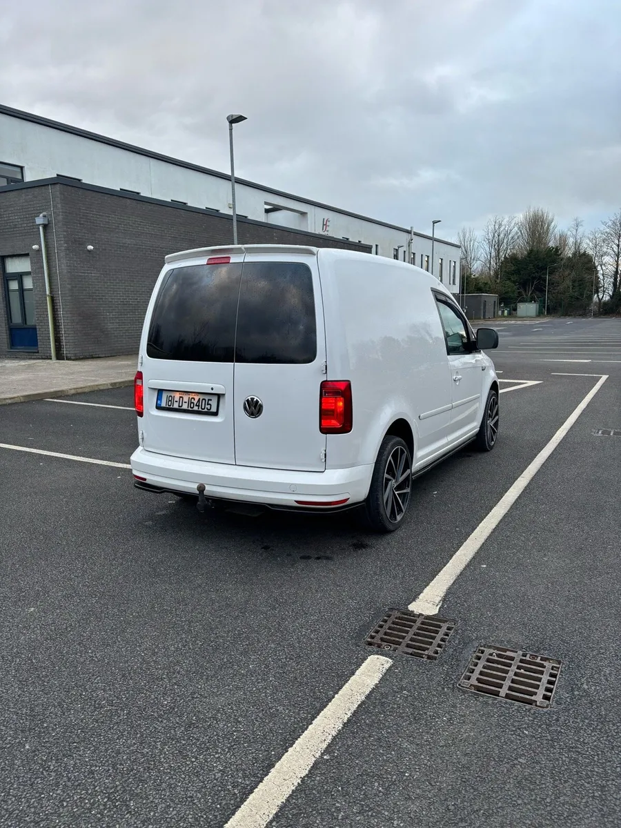 Volkswagen caddy - Image 4
