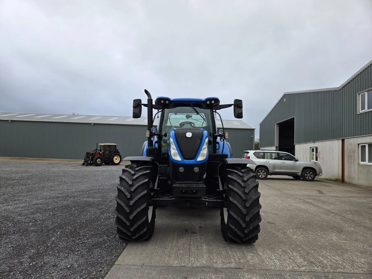 2019 New Holland T7.210 Range Command - Image 4