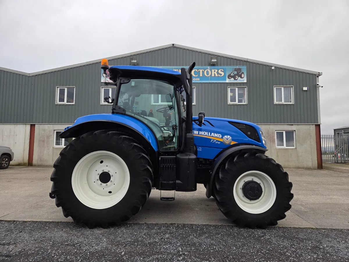 2019 New Holland T7.210 Range Command - Image 1