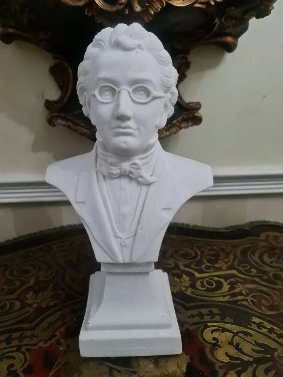 Shubert bust POSTAGE AVAILABLE - Image 1