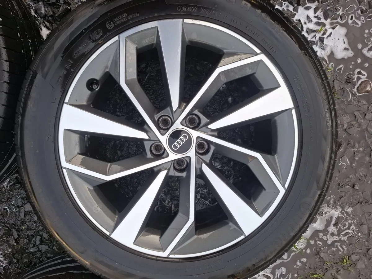 19" Genuine Audi Q5 S Line Alloys with tyres - Image 4