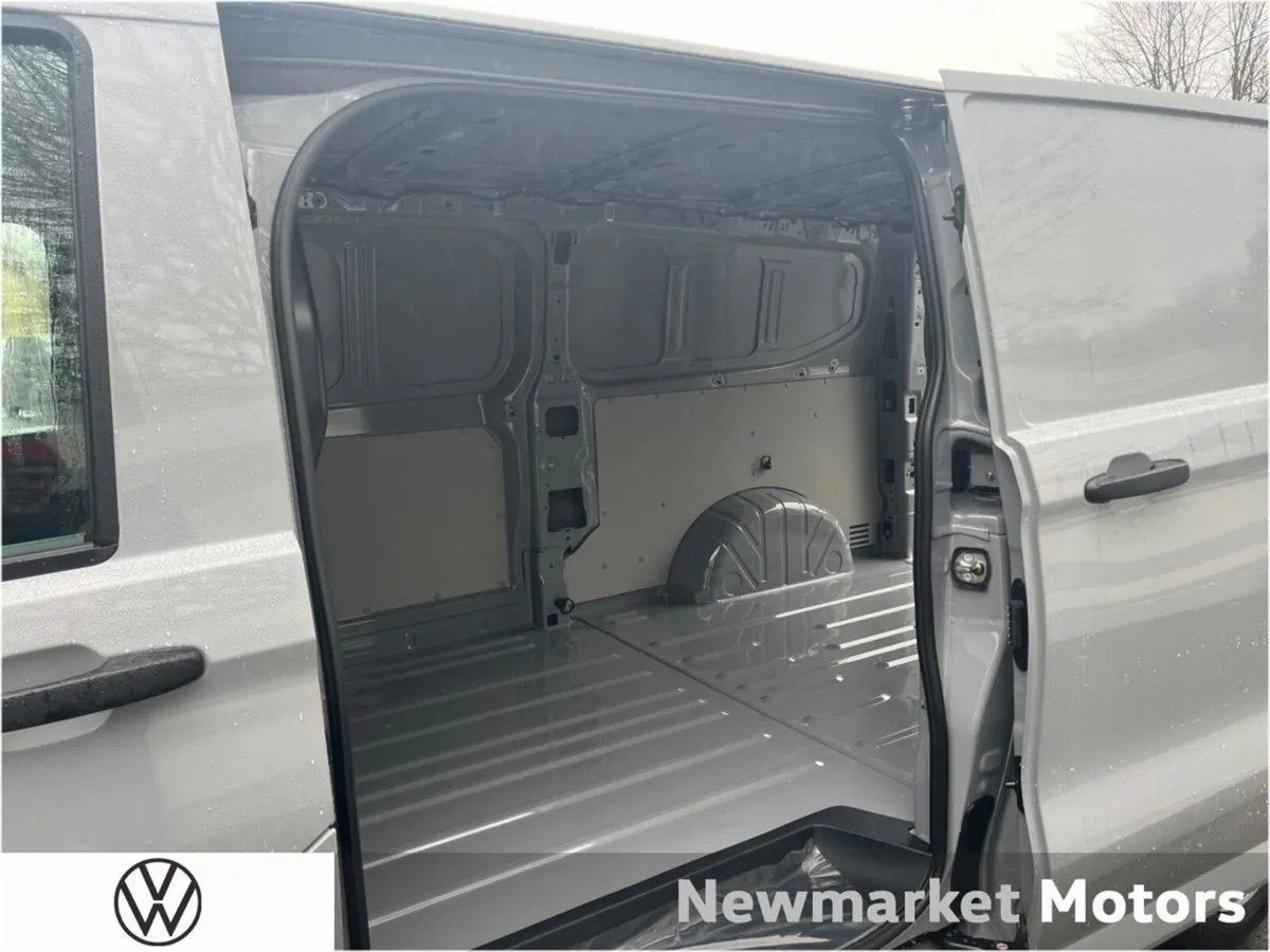 Volkswagen Transporter 170BHP AUTOMATIC LONG WHEEL - Image 2