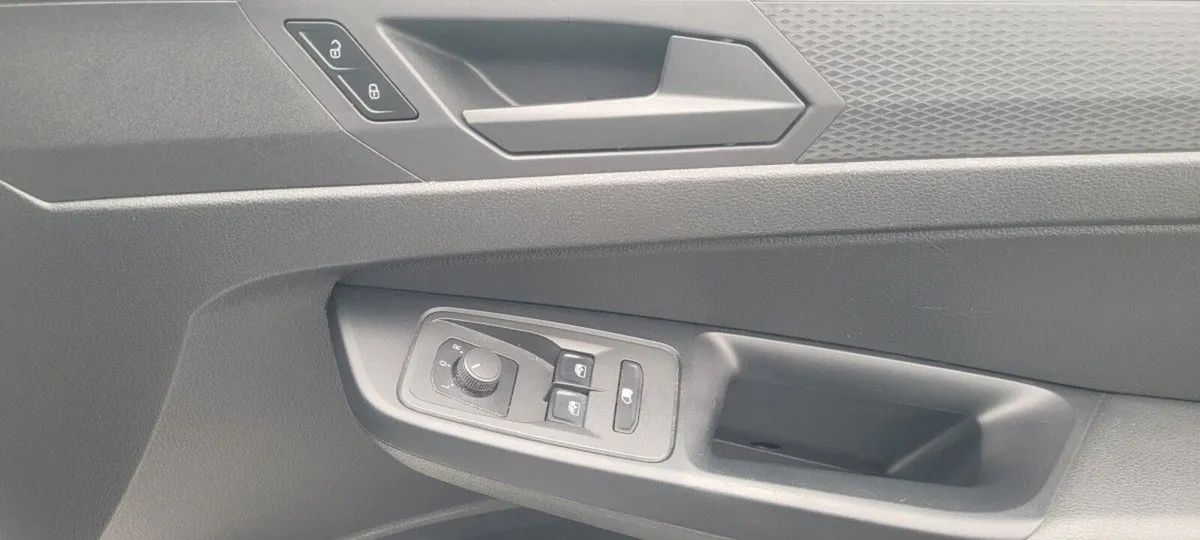 Volkswagen Caddy 2023 CARGO 2.0 TDI 6SPEED *NO VAT - Image 2