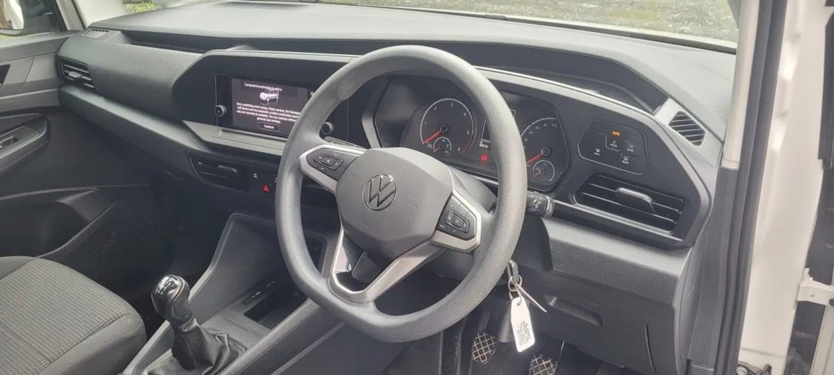 Volkswagen Caddy 2023 CARGO 2.0 TDI 6SPEED *NO VAT - Image 3