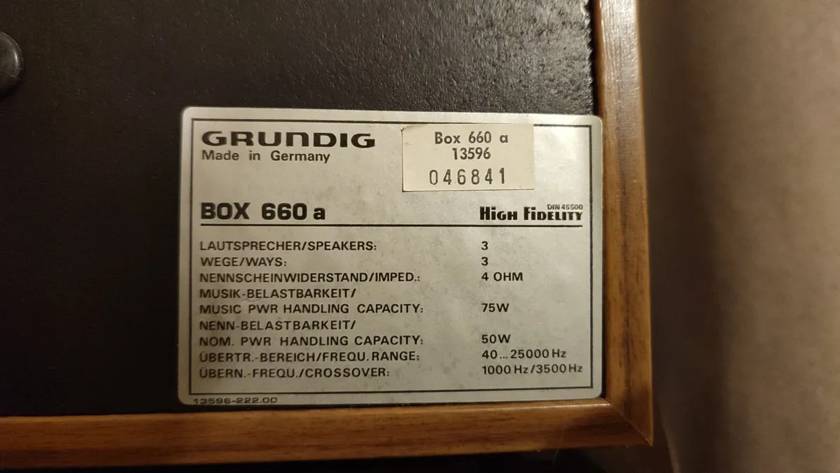 GRUNDIG BOX 660a,3way bookshelf speakers.LIKE NEW! - Image 4