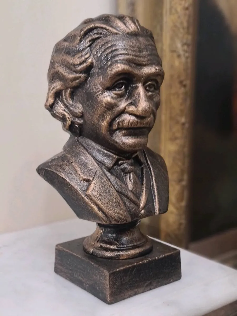 Albert Einstein bust POSTAGE AVAILABLE - Image 2