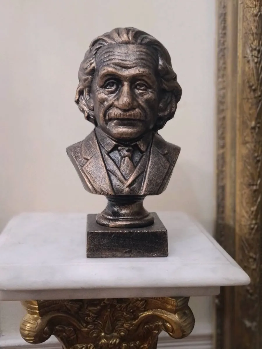 Albert Einstein bust POSTAGE AVAILABLE - Image 3