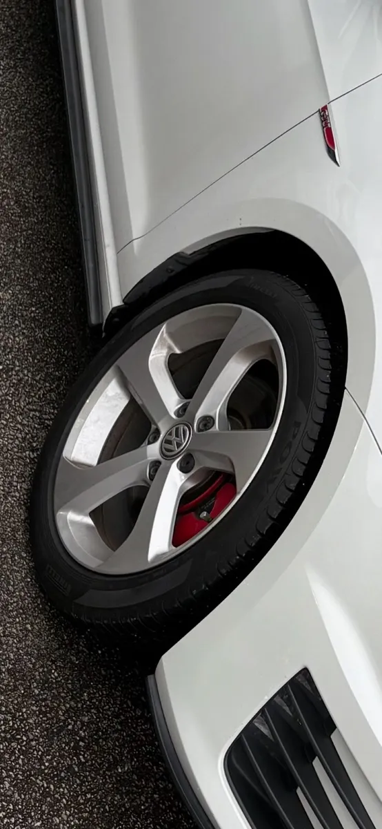 17” Genuine VW Alloys - Image 1