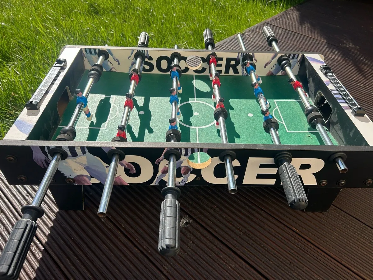 Soccer table small - Image 1