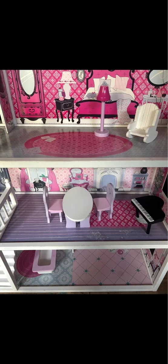 Dolls house - Image 3