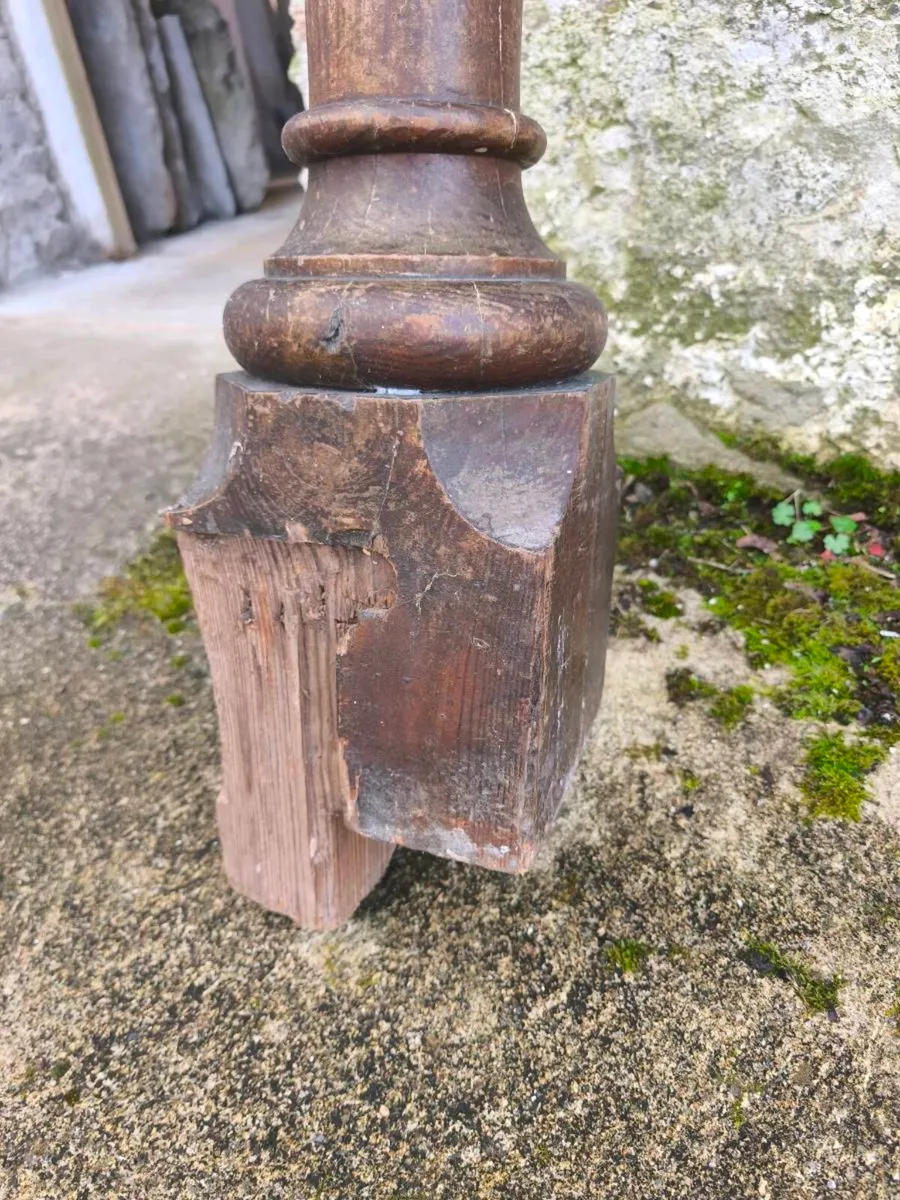 Newel post - Image 3