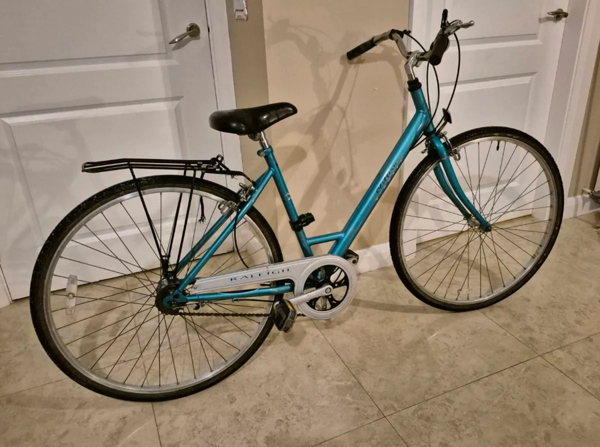 ADULTS LADIES RALEIGH BIKE 20-IN FRAME SIZE/ ALLOY - Image 3