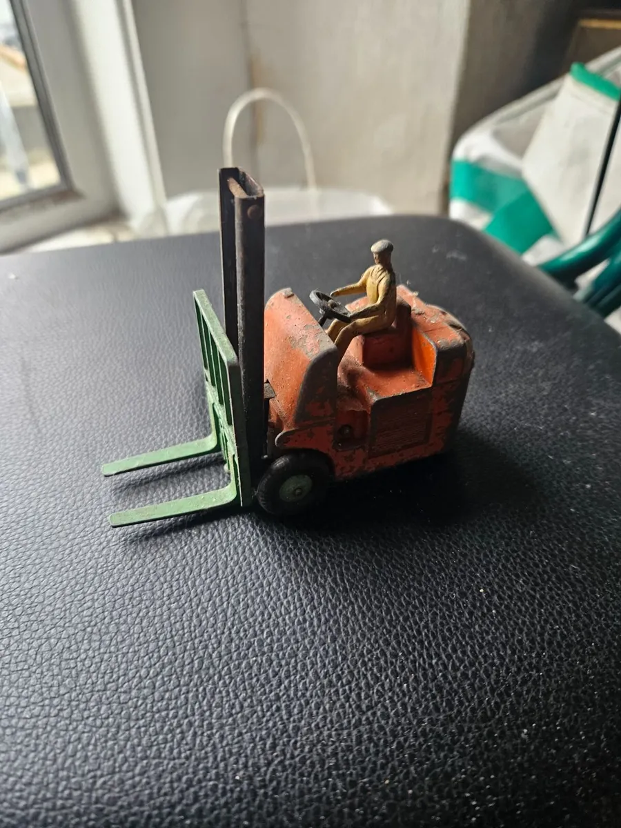 Dinky 1950's Forklift - Image 1
