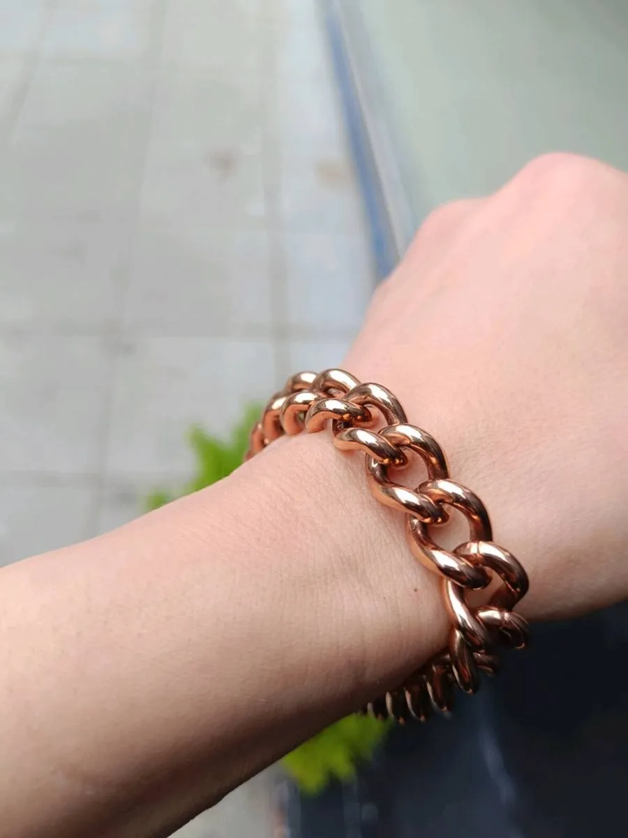 9k Rose Gold Vintage Curb Bracelet Heart Locket - Image 3