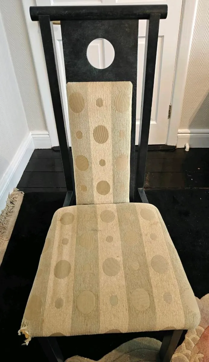 6 Seater Dining Table & Chairs - Image 4