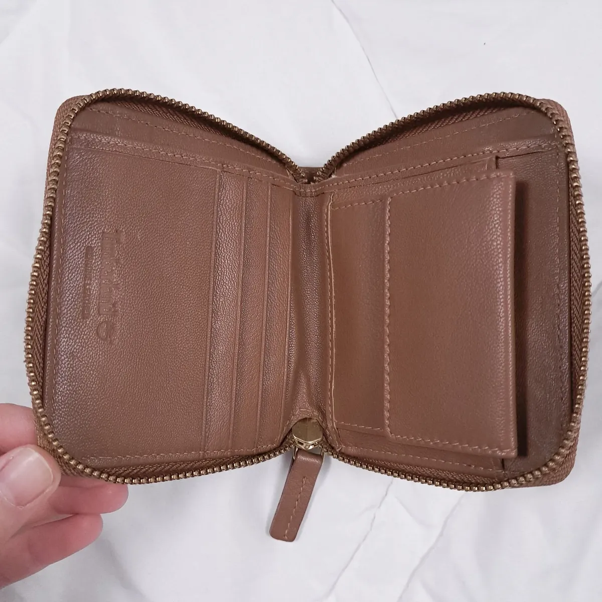 Timberland Brown Leather Square Zipped Wallet - Image 3