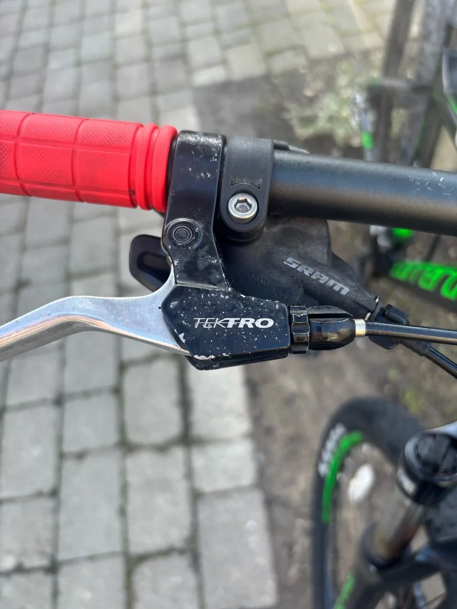 Carrera Hellcat - Image 3