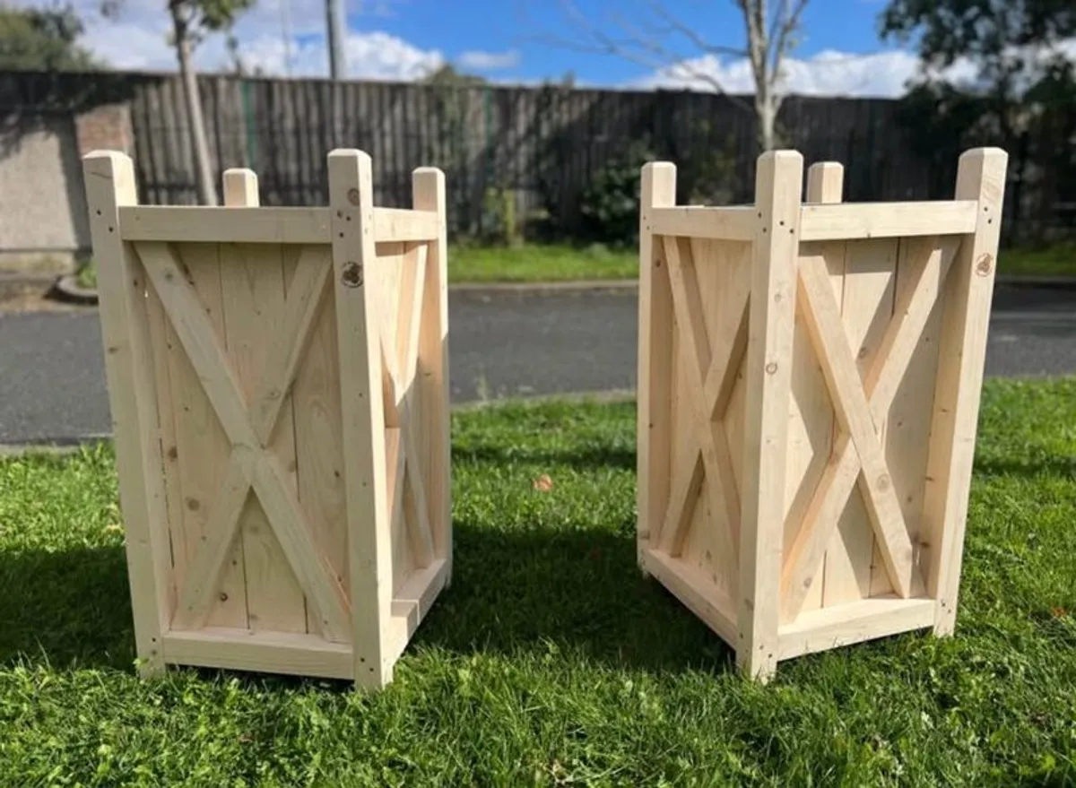 Solid Wood Front Door Planter Box - pair - Image 2