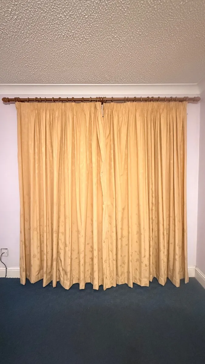 Full Length Curtains with Lining