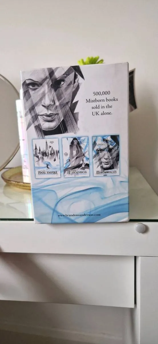 The Mistborn Trilogy - Brandon Sanderson - Image 3