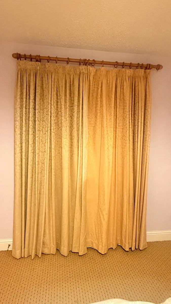 Full length Curtains with Lining