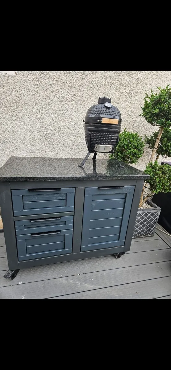 Kamado table,mini kamado free - Image 1