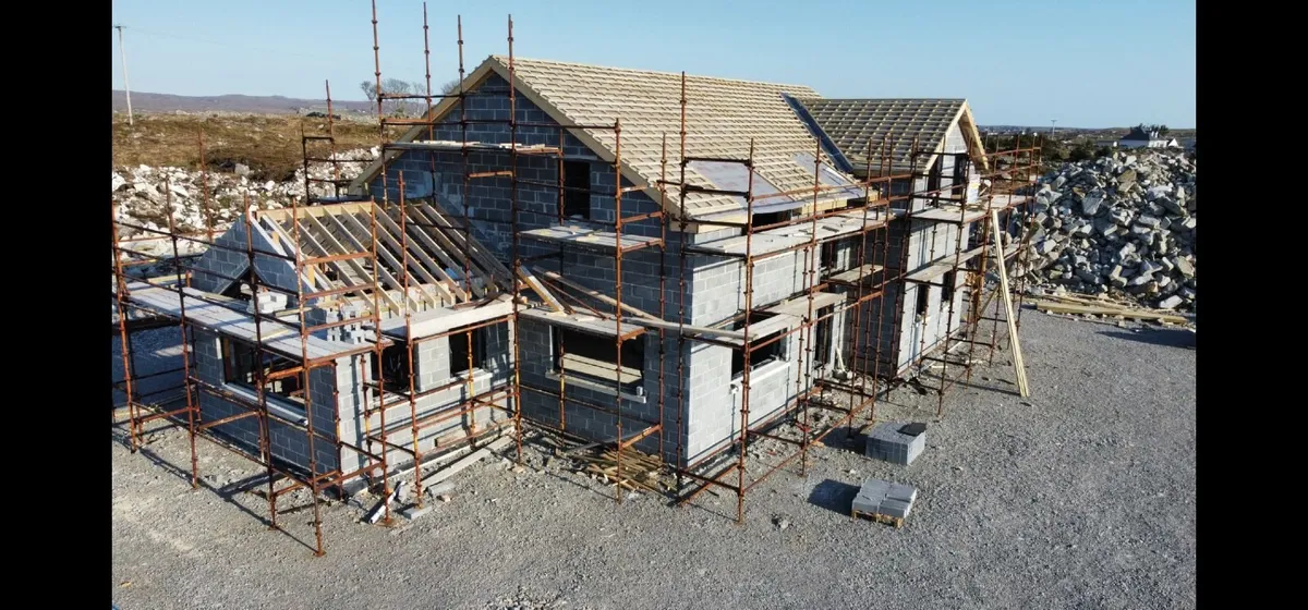 DEPOSIT HAS BEEN TAKEN - Scaffolding for sale - Image 1