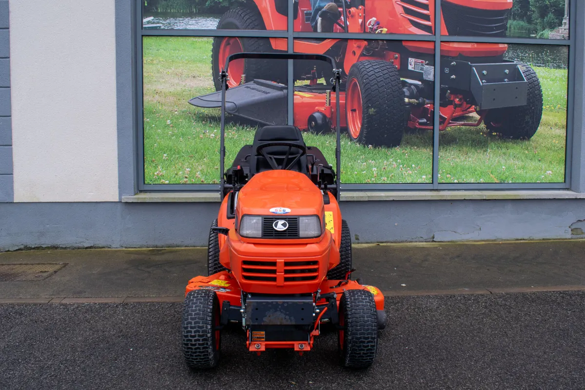 Used 2022 Kubota G21eLD Lawnmower - Image 3