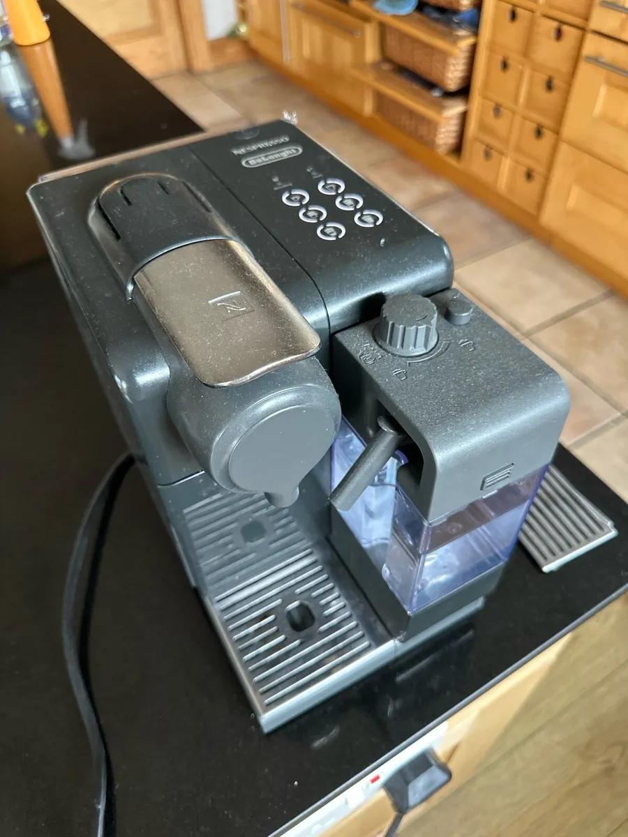 Nespresso Lattissima Touch by De'Longhi - Image 1