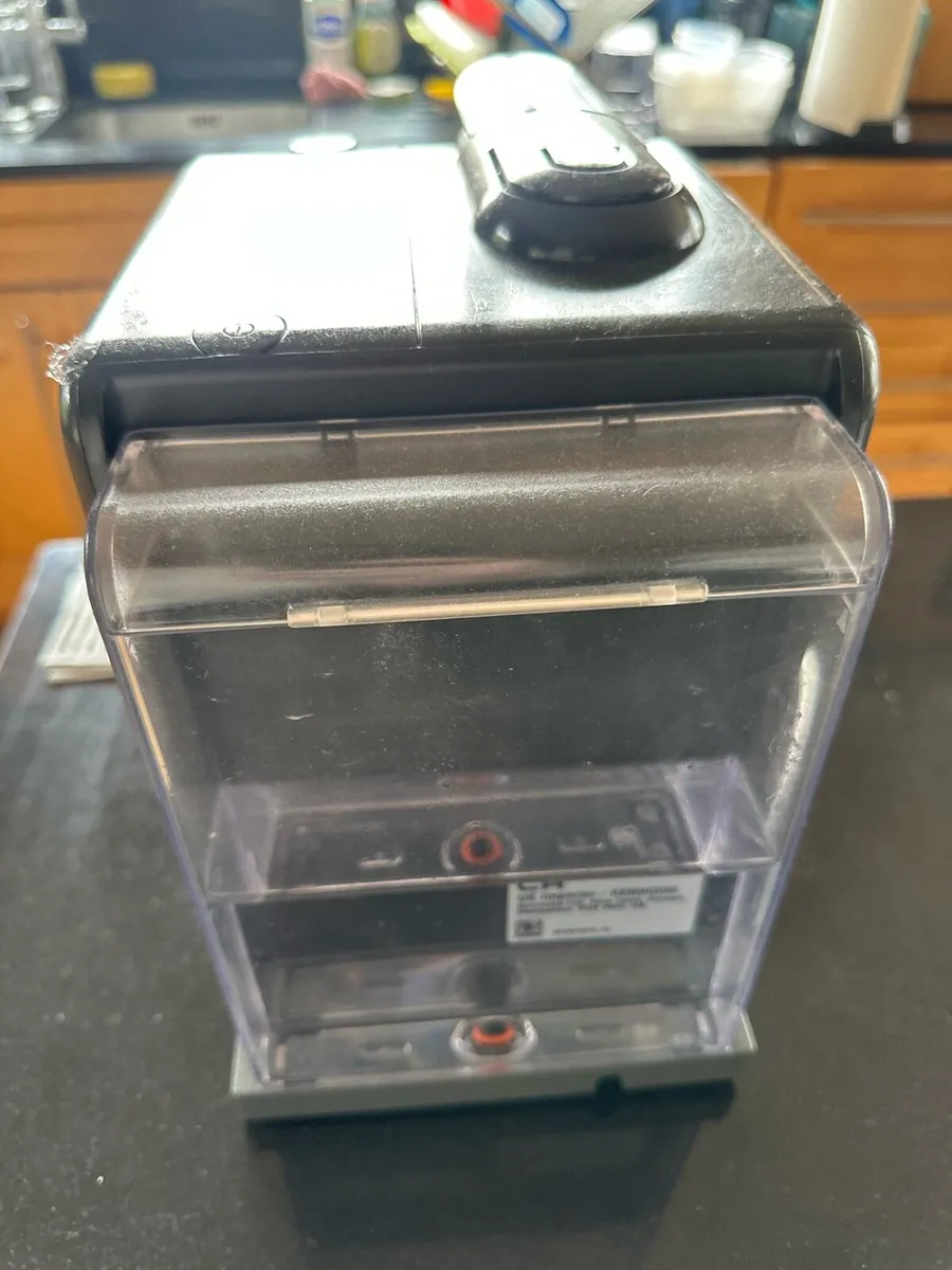 Nespresso Lattissima Touch by De'Longhi - Image 4