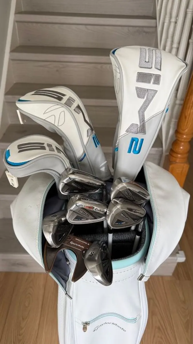 TaylorMade SIM2 Max Womens Right Handed Full Golf Set Graphite Excellent Condition - Image 4