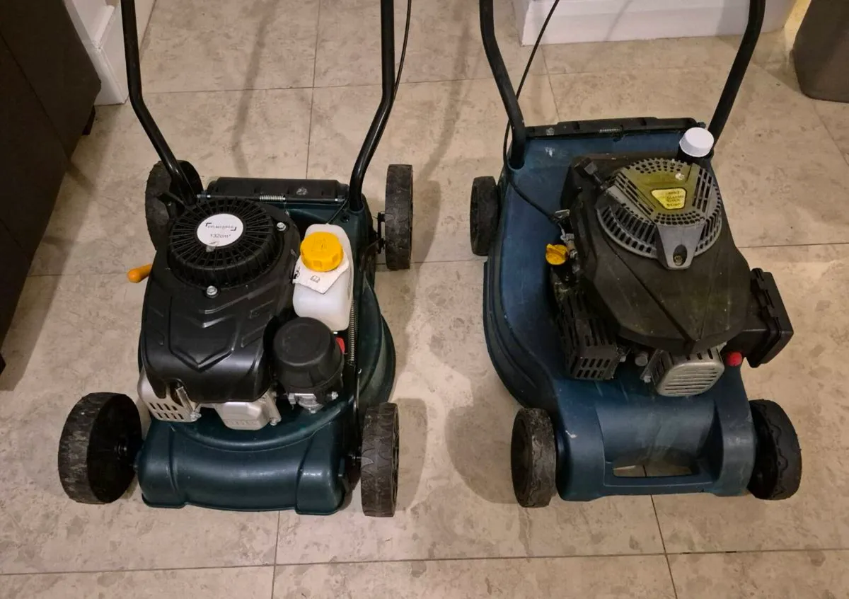 JOB LOT OF 2 PETROL LAWNMOWER ENGINES THAT WORKS F - Image 3