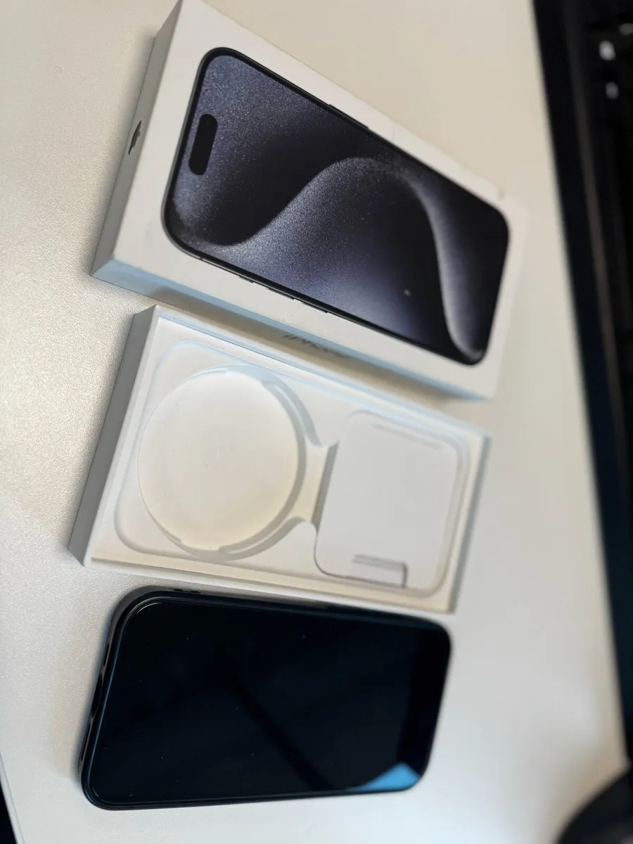 iPhone 15 Pro - Image 4