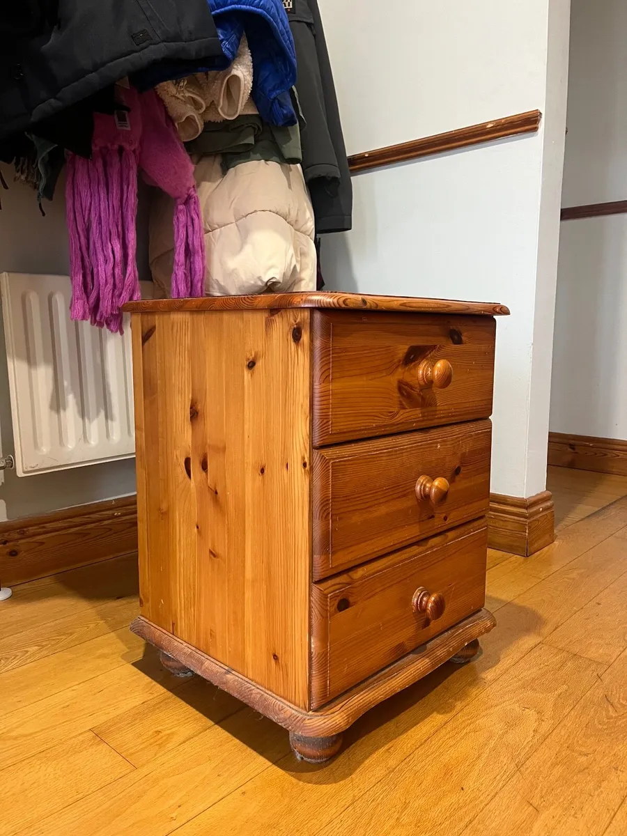 3- drawer Cabinet - Image 2