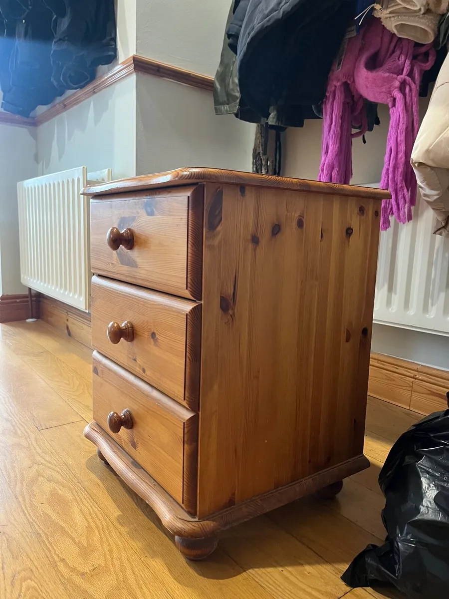 3- drawer Cabinet - Image 3