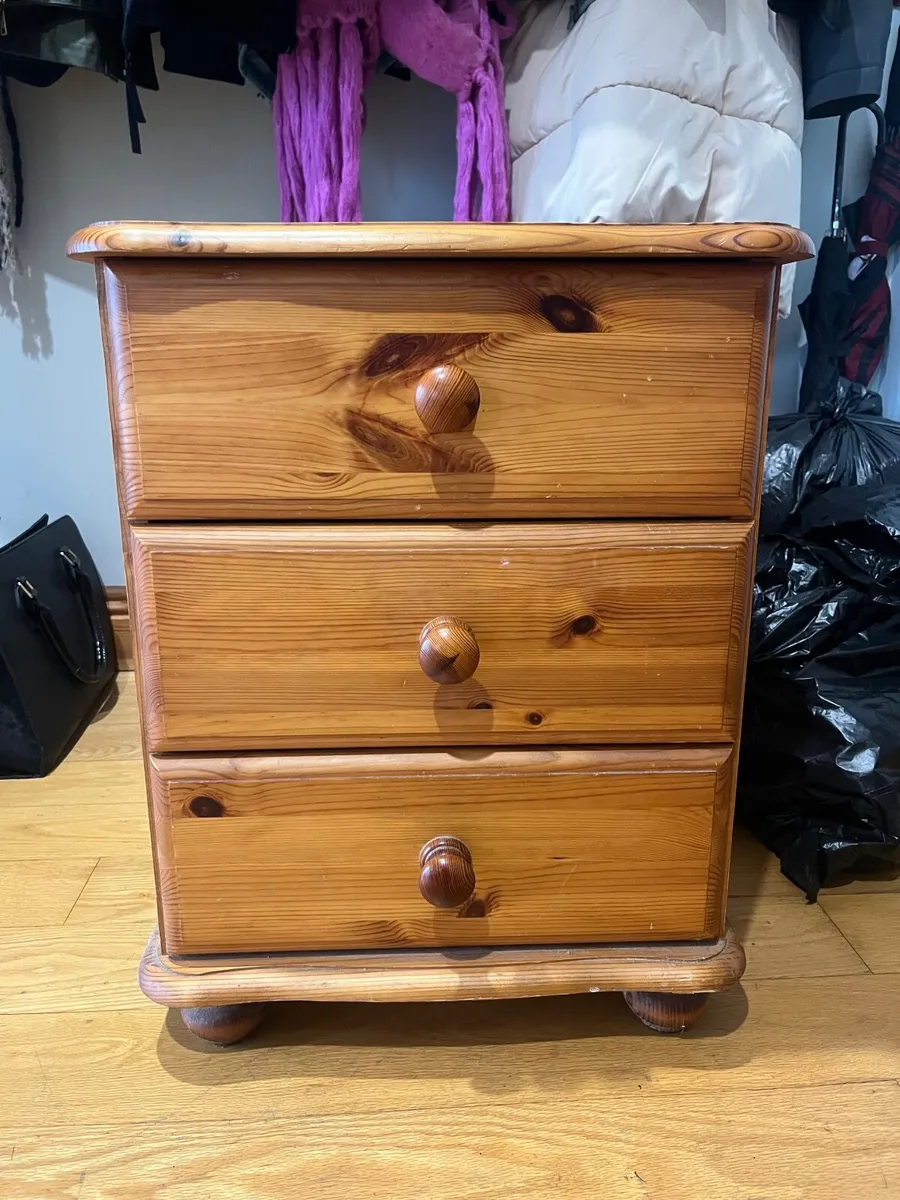 3- drawer Cabinet - Image 4