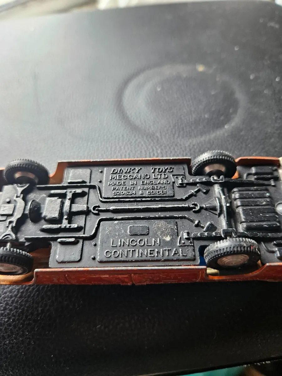 Dinky 1970's Lincoln Continental - Image 3