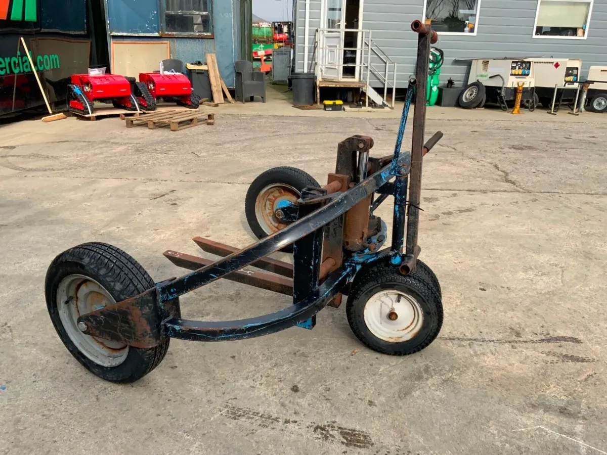 ROUGH TERRAIN PALLET TRUCK FORKS.....801v - Image 2