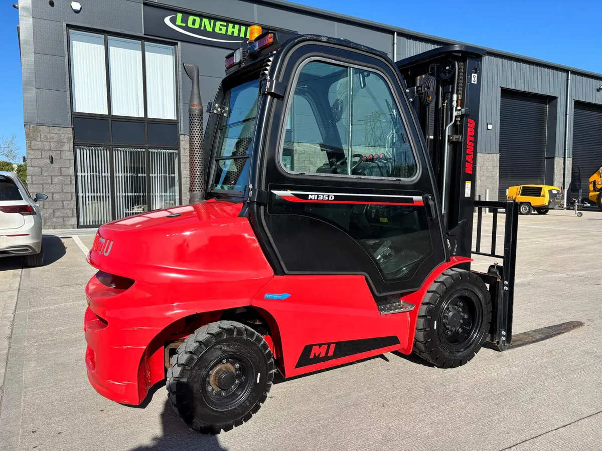 MANITOU MI35D ST5 S1 ONLY 44HRS AS NEW!!! - Image 2