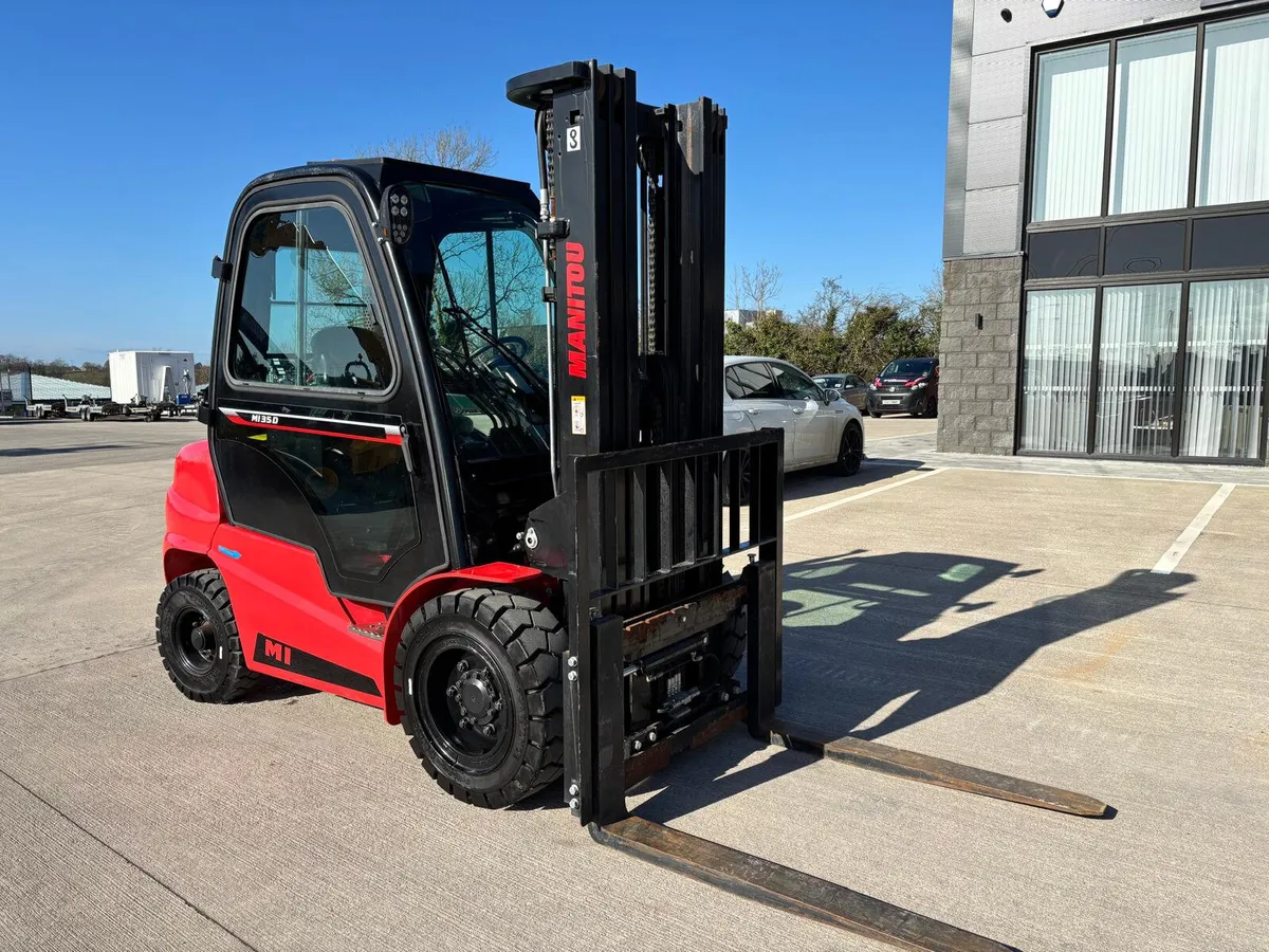MANITOU MI35D ST5 S1 ONLY 44HRS AS NEW!!! - Image 3