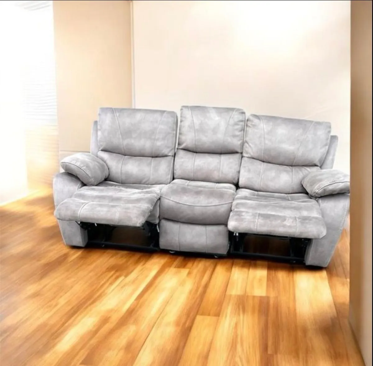 Recliner sofa - Image 2