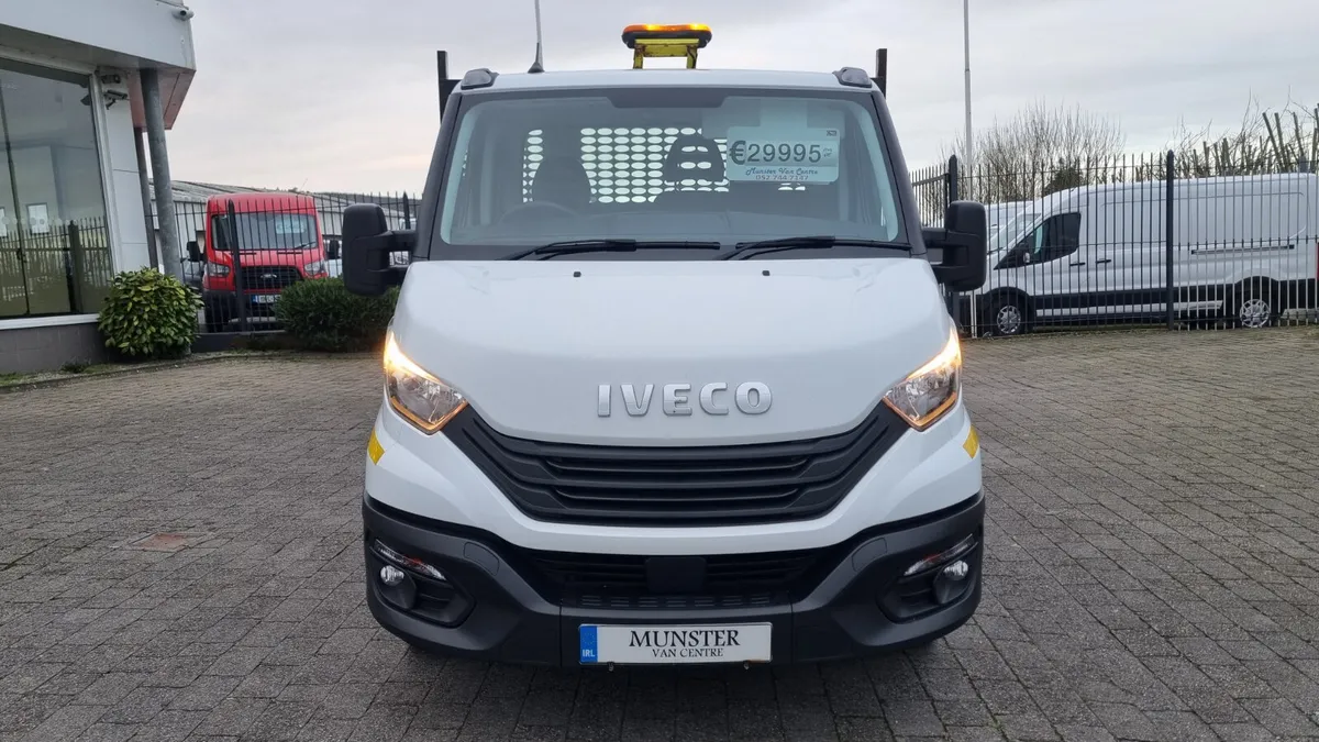 231 IVECO DAILY TIPPER TWIN WHEEL 3.5T 140BHP - Image 3
