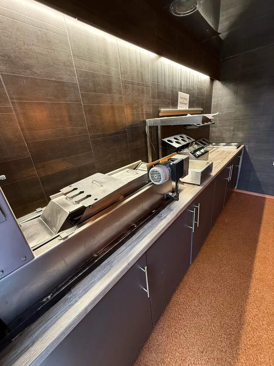 Catering trailer - Image 2